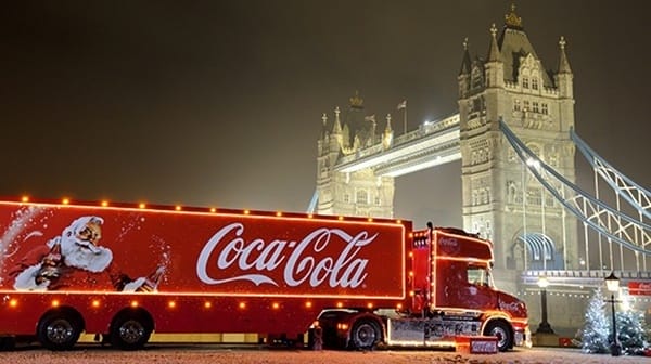 Màu thương hiệu Coca Cola được thể hiện trên mọi công cụ